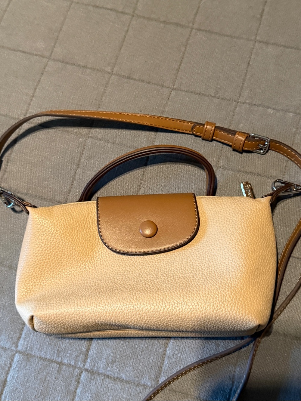 Classic Two-Tone Crossbody Shoulder Bag - Tan and Brown. Designer dupe!